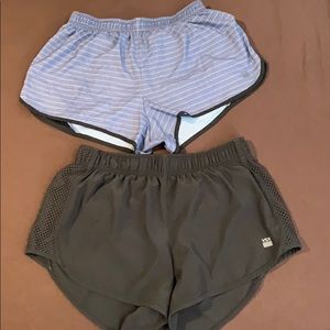 TANK + 2 PAIRS RUNNING SHORTS
